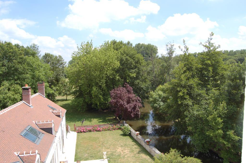 Le Moulin Neuf Bed & Breakfast Vignoux-sur-Barangeon Rom bilde
